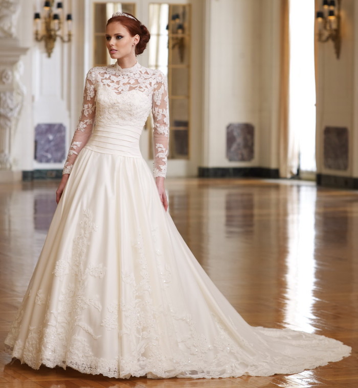 wedding-dress-modern-trousseau-spring-weekly-deal-700x760